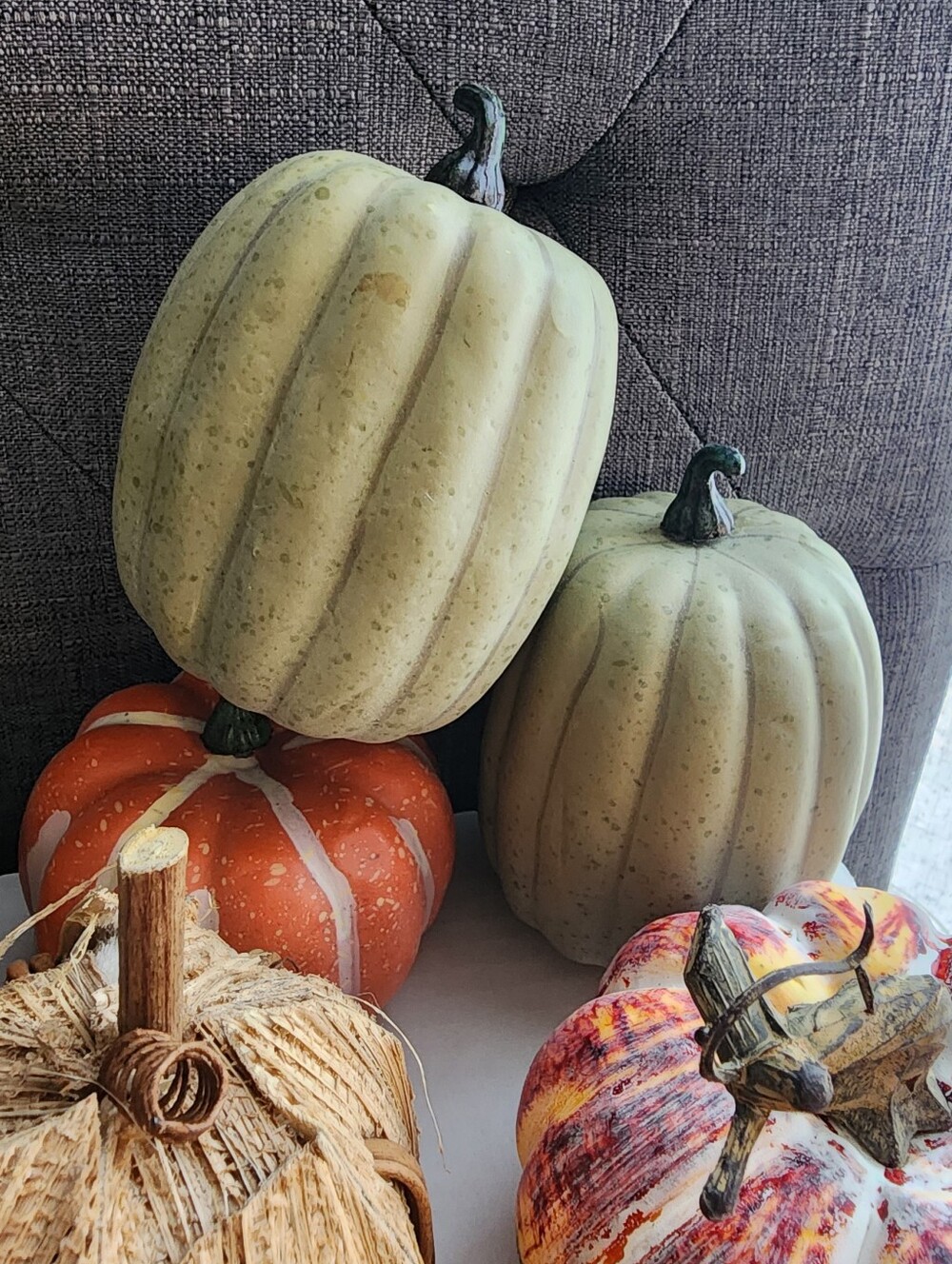 Assorted Mini Pumpkins - Picture 9 of 11
